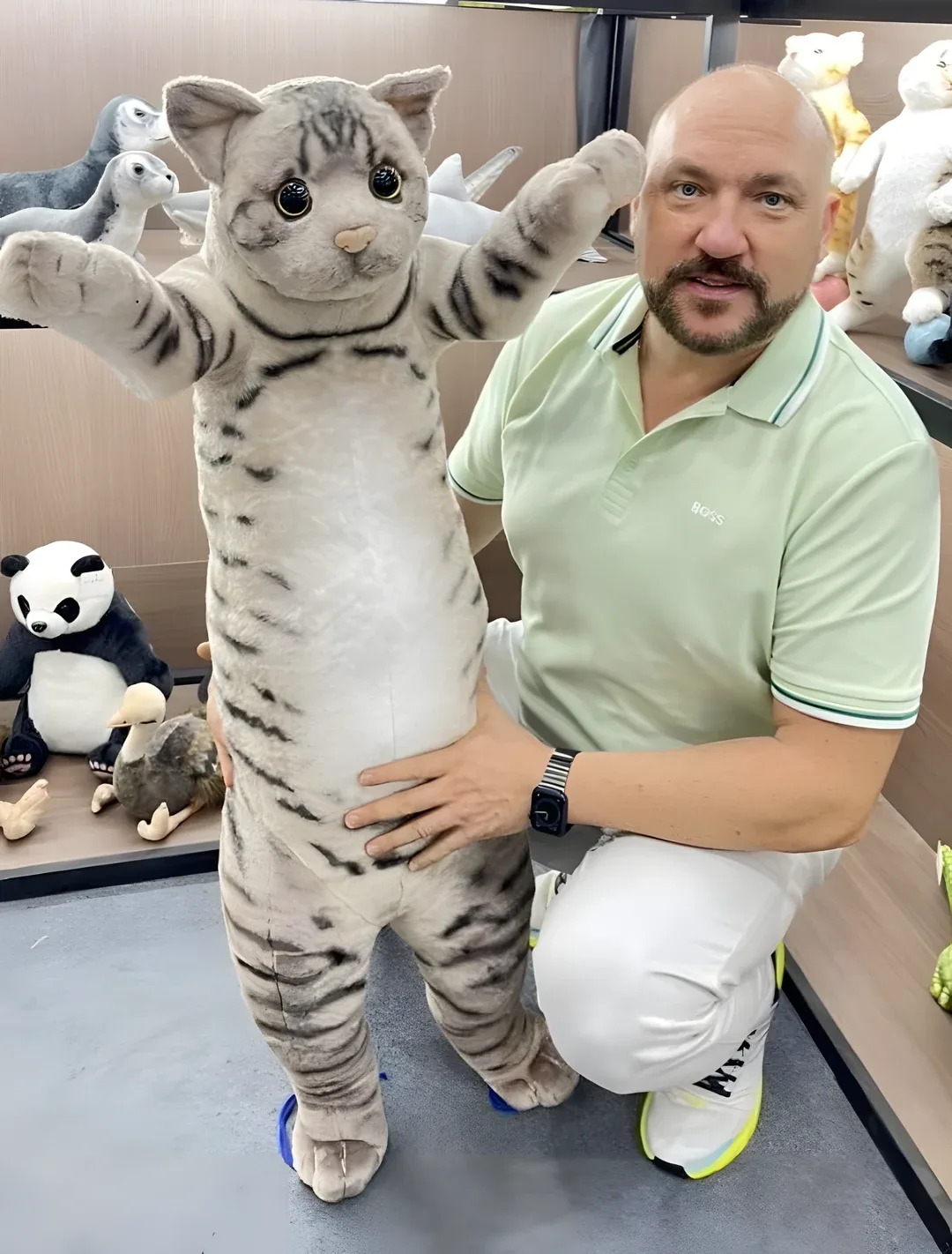 Кот большой полосатый бурый 120см,игрушка мягкая